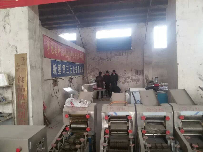 一品鮮工程師細(xì)心指導(dǎo)江蘇昆山客戶高先生調(diào)試設(shè)備