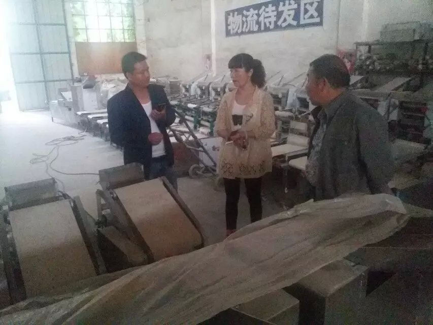 詢問燴面機(jī)的電機(jī)是否是銅線包的