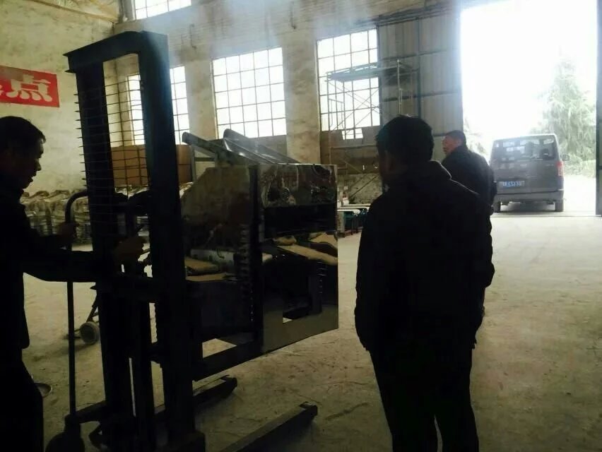 鄭州李先生面館開分店繼續(xù)購買一品鮮多功能拉面機(jī)