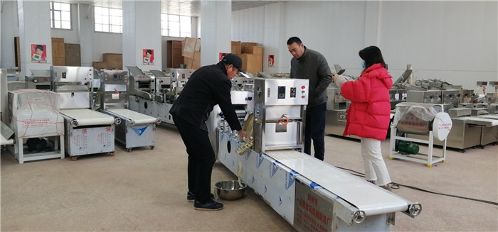 350燴面機試機中